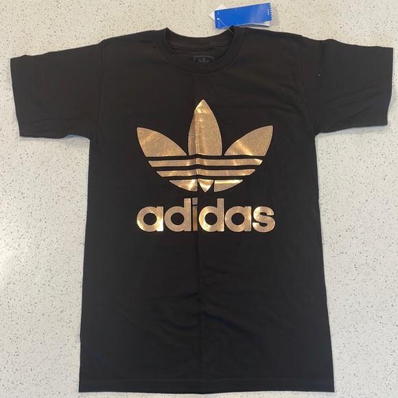 Adidas black and rose gold tshirt 💚 - Picture 1 of 1